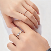 Möbius loop Couple Ring